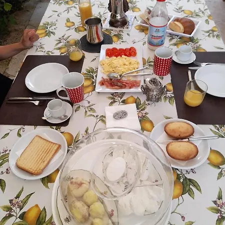 La Roccia 4*